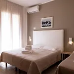 Mirella 호텔 카스틸리오네 델라 페스카이아