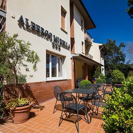 Mirella Hotel 3*