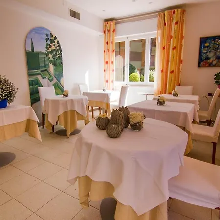 Mirella 카스틸리오네 델라 페스카이아